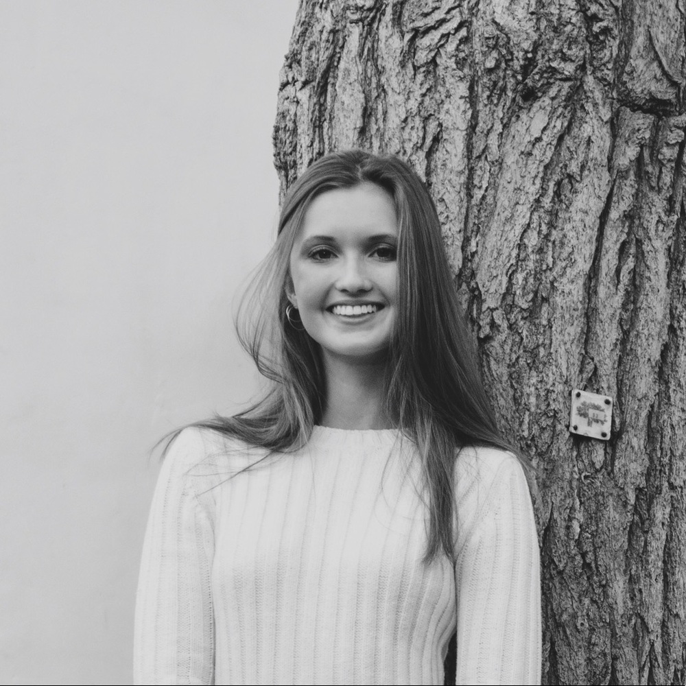 Meet your Posher, Mia